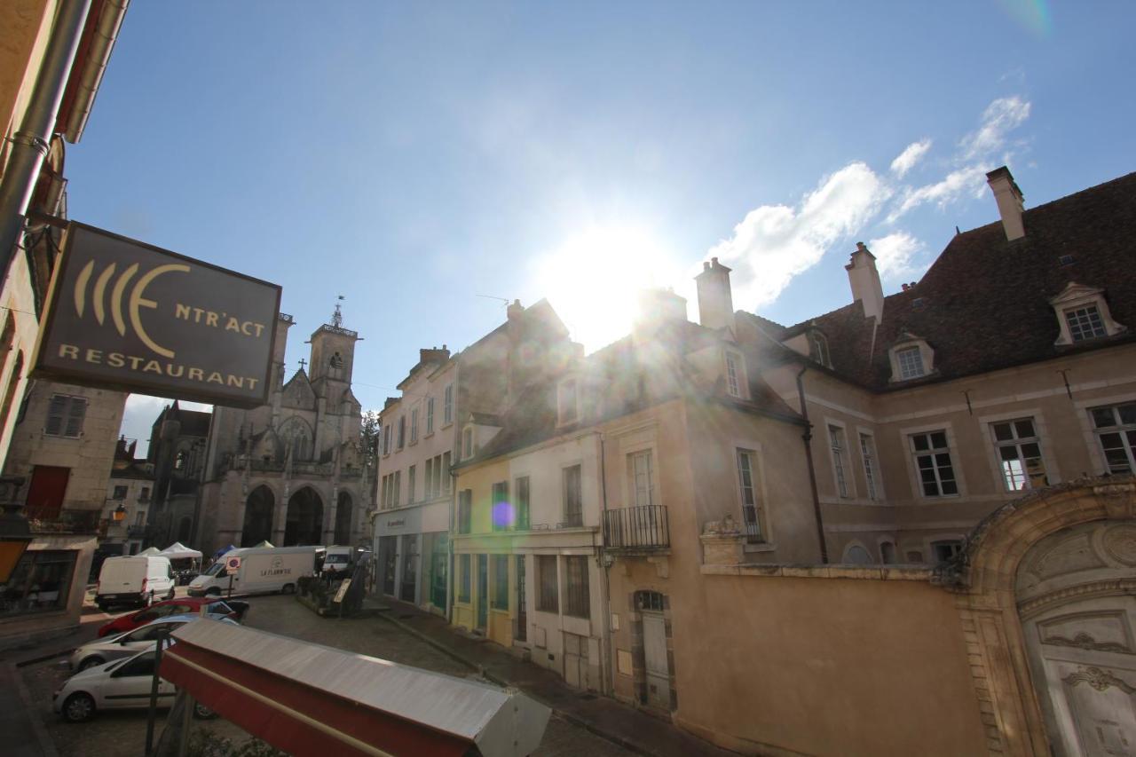 Apartamento Locn'Roll Semur-en-Auxois Exterior foto